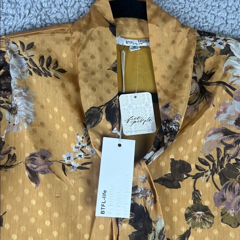 NWT BTFL-life (FreePeople) Tiered Long Sleeve Tie Neck Floral Dress Size S - Picture 12 of 16